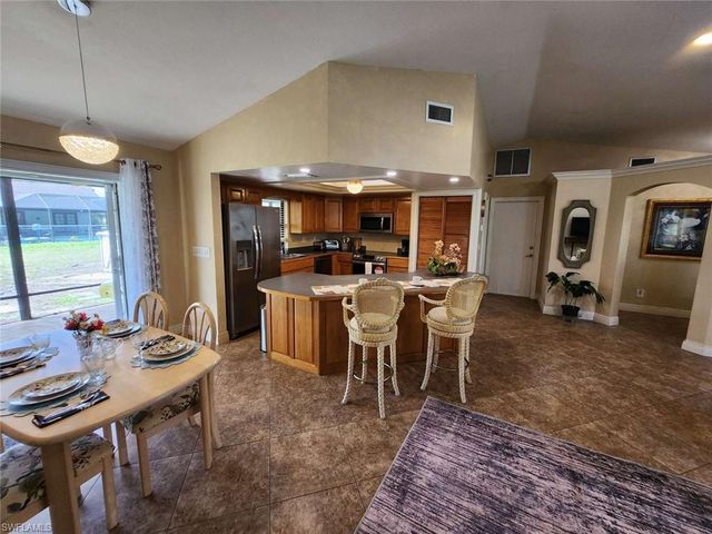 1924 Bolado PKWY, Cape Coral, FL 33990