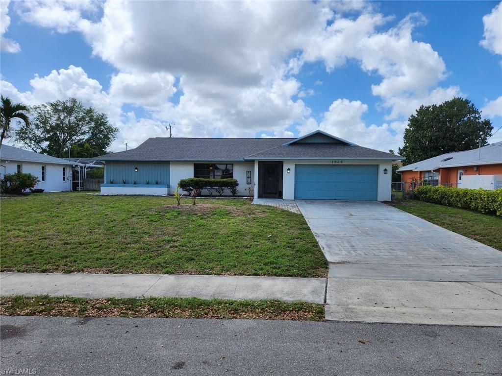 1924 Bolado PKWY, Cape Coral, FL 33990