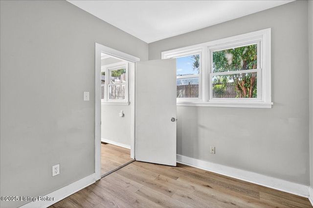 1234 Hull St, Louisville, KY 40204