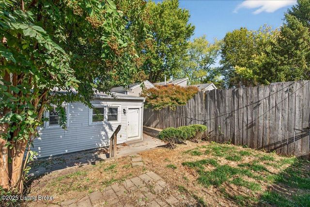 1234 Hull St, Louisville, KY 40204