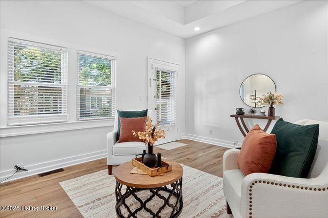 1234 Hull St, Louisville, KY 40204