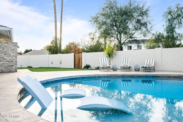 6614 N 82ND Way, Scottsdale, AZ 85250