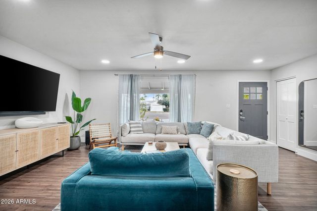 6614 N 82ND Way, Scottsdale, AZ 85250