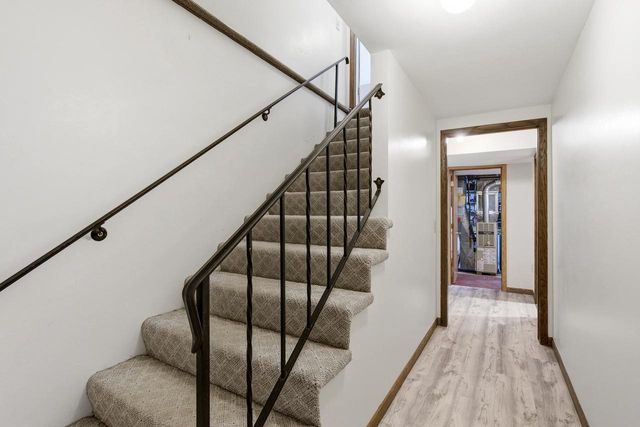 2502-2504 Greenway View, Madison, WI 53713