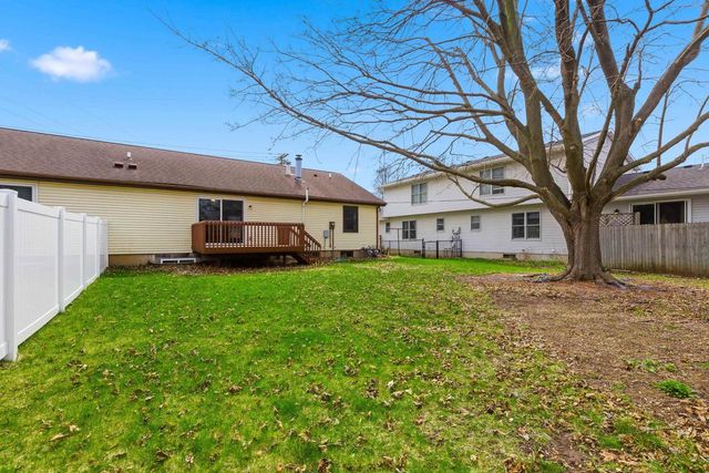 2502-2504 Greenway View, Madison, WI 53713