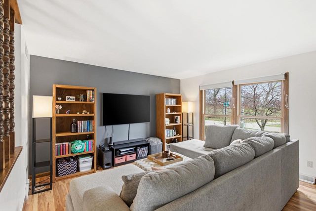 2502-2504 Greenway View, Madison, WI 53713