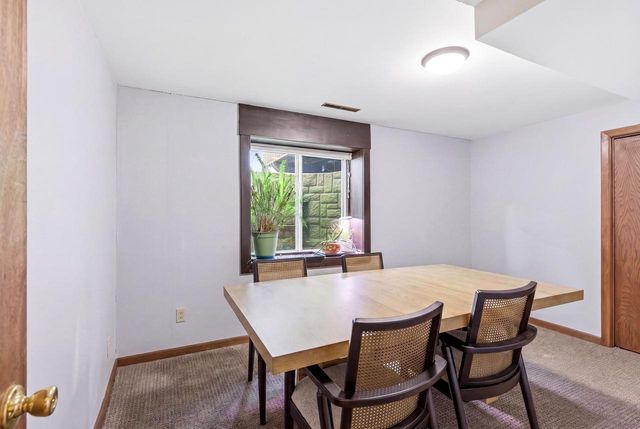 2502-2504 Greenway View, Madison, WI 53713