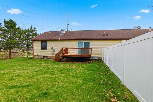 2502-2504 Greenway View, Madison, WI 53713