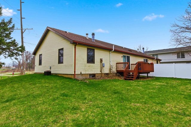 2502-2504 Greenway View, Madison, WI 53713
