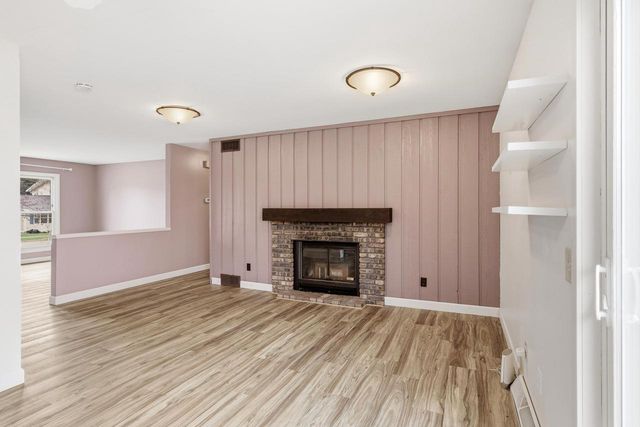 2502-2504 Greenway View, Madison, WI 53713