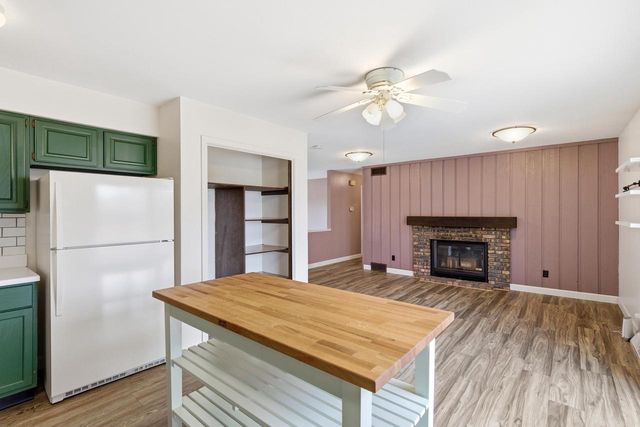 2502-2504 Greenway View, Madison, WI 53713