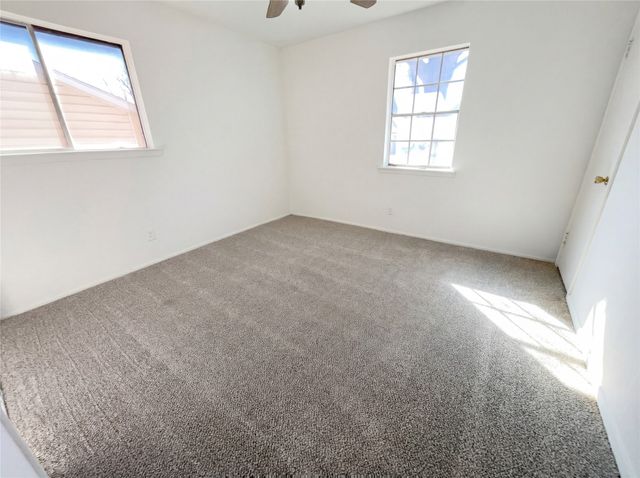 821 E Mission Street, Crowley, TX 76036