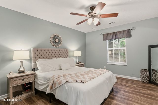 1621 Maple View Way 30E, Knoxville, TN 37918