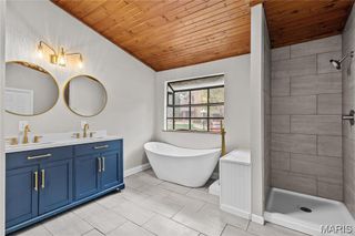 2040 Avignon Drive A, St Charles, MO 63303