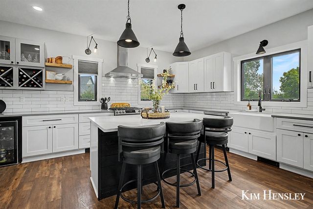 12618 Ridgedale Drive, Allendale, MI 49401