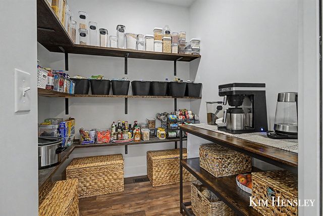 12618 Ridgedale Drive, Allendale, MI 49401