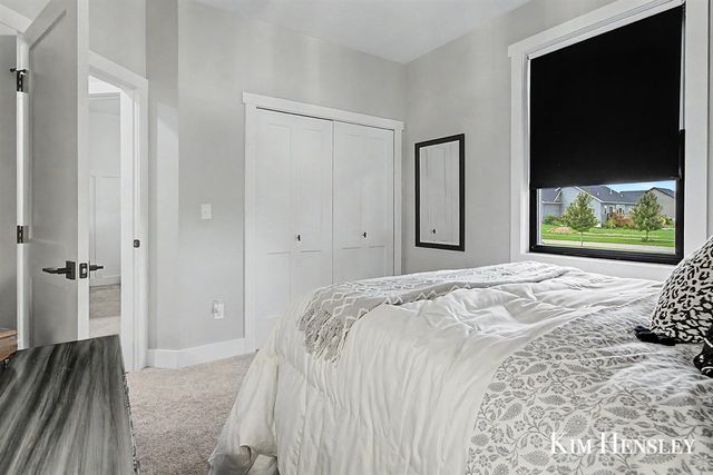 12618 Ridgedale Drive, Allendale, MI 49401
