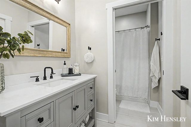 12618 Ridgedale Drive, Allendale, MI 49401