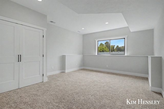12618 Ridgedale Drive, Allendale, MI 49401