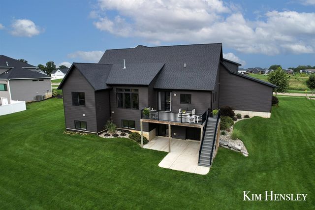 12618 Ridgedale Drive, Allendale, MI 49401