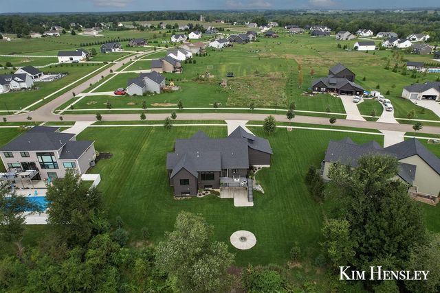 12618 Ridgedale Drive, Allendale, MI 49401