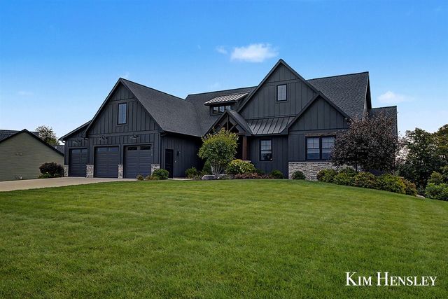 12618 Ridgedale Drive, Allendale, MI 49401
