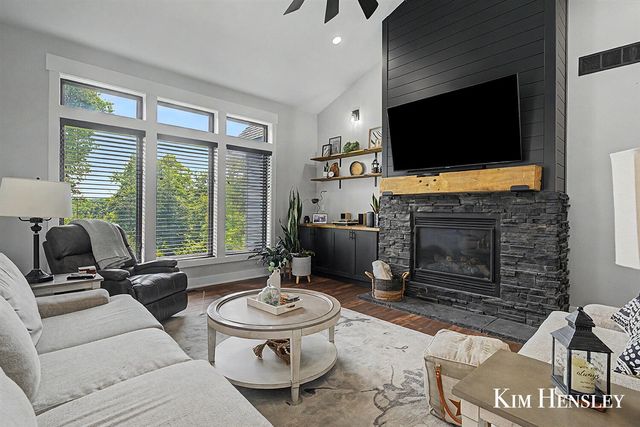 12618 Ridgedale Drive, Allendale, MI 49401