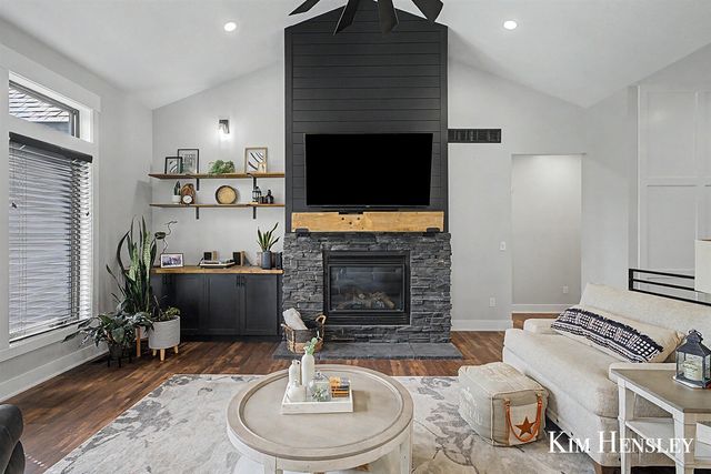 12618 Ridgedale Drive, Allendale, MI 49401