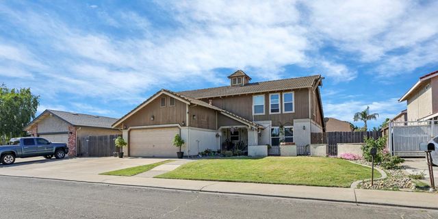2300 Senimi Cir, Ceres, CA 95307