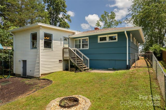 68 Vandalia Avenue, Asheville, NC 28806