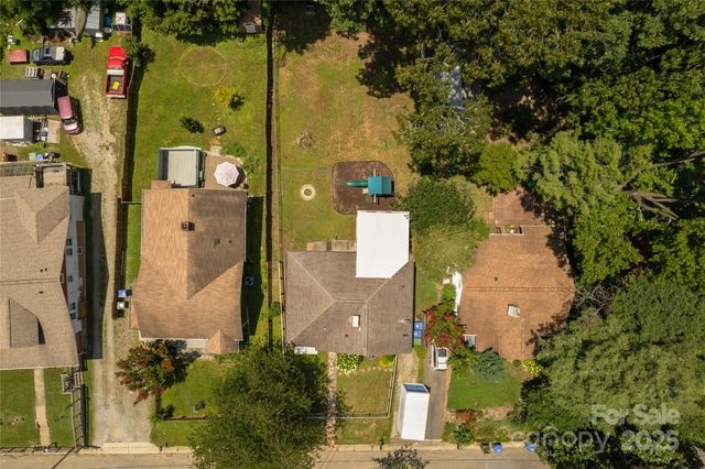 68 Vandalia Avenue, Asheville, NC 28806