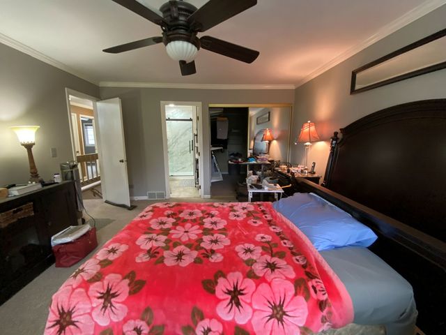 836 Golf Course Road, Crystal Lake, IL 60014