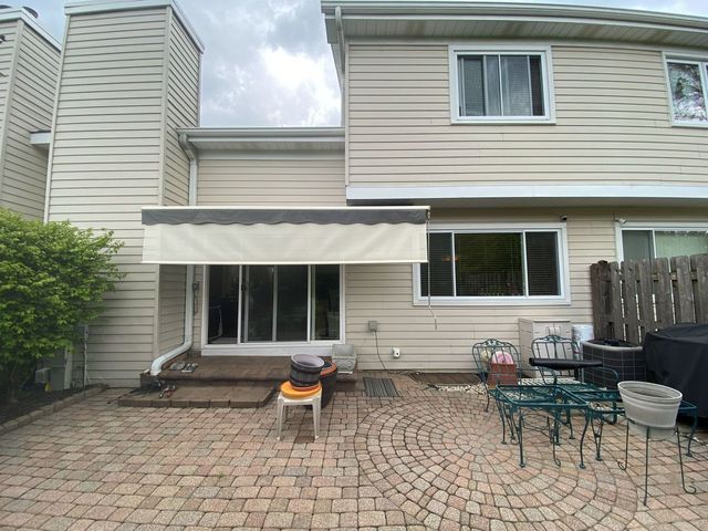 836 Golf Course Road, Crystal Lake, IL 60014
