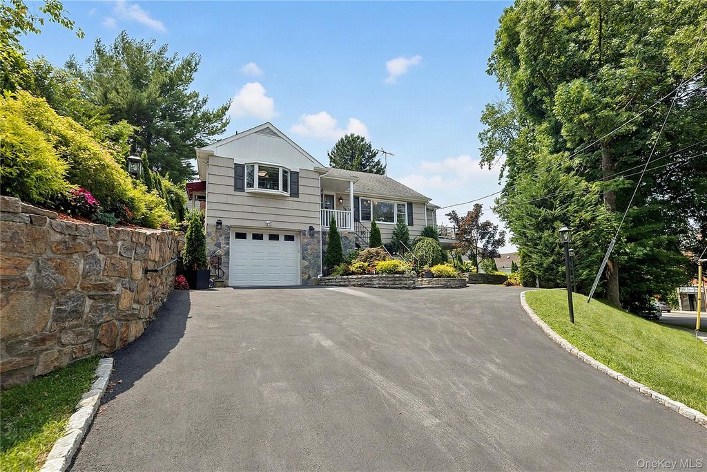 38 Harney Road, Scarsdale, NY 10583 — photo 3