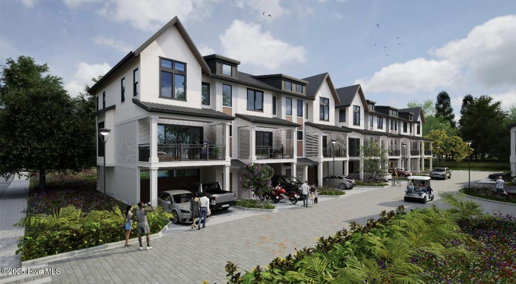 Image 3 of property listing at 1761 Allens Lane, Wilmington, NC 28403