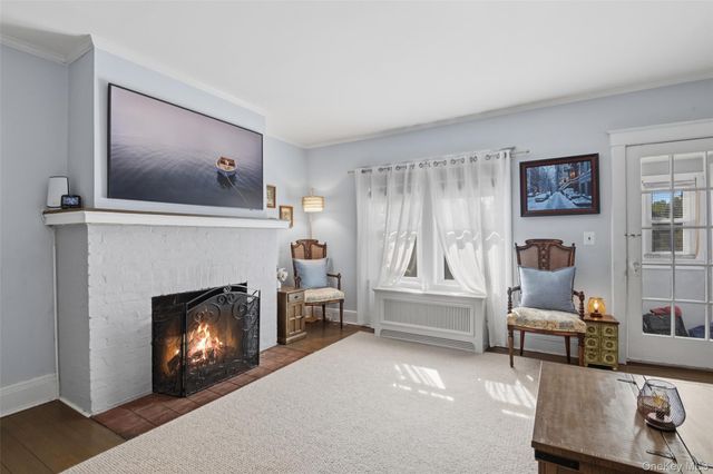 220-222 Carol Avenue, Pelham, NY 10803