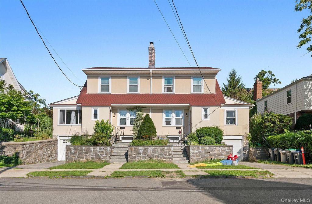 220-222 Carol Avenue, Pelham, NY 10803