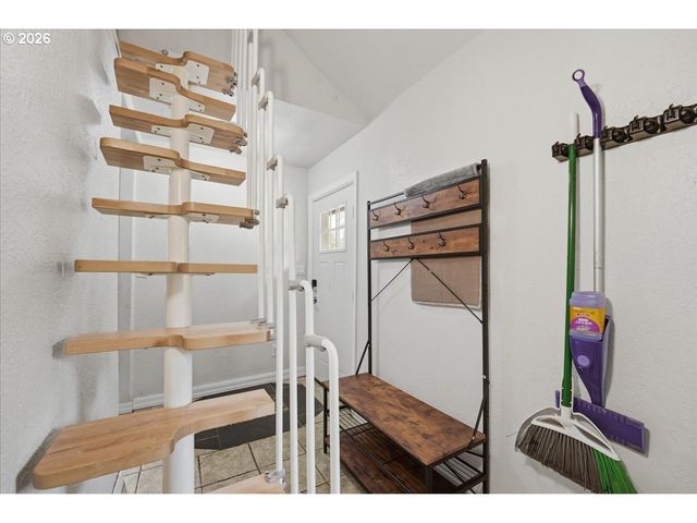 1540 SALEM Ave, Albany, OR 97321