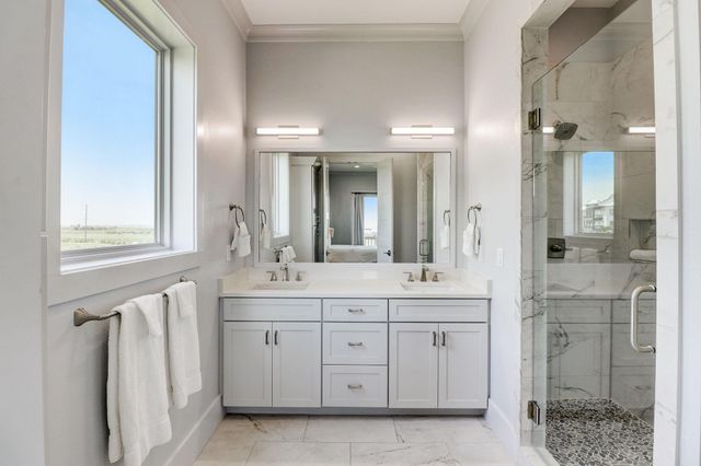 328 Seagrass, Gilchrist, TX 77617