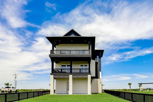 328 Seagrass, Gilchrist, TX 77617