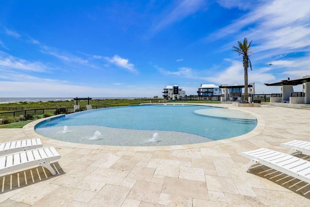 328 Seagrass, Gilchrist, TX 77617