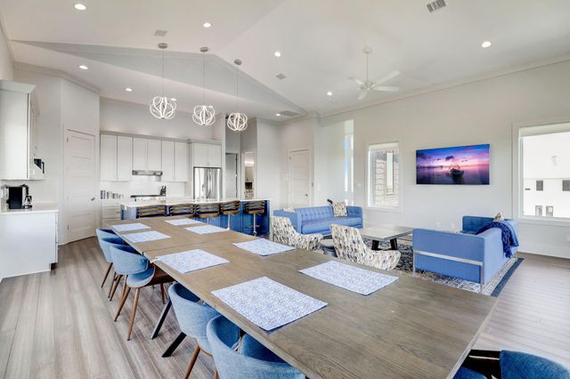 328 Seagrass, Gilchrist, TX 77617