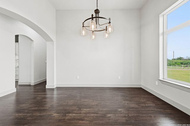 731 County Road 356, Adkins, TX 78101
