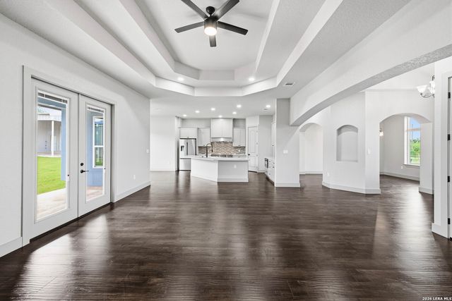 731 County Road 356, Adkins, TX 78101