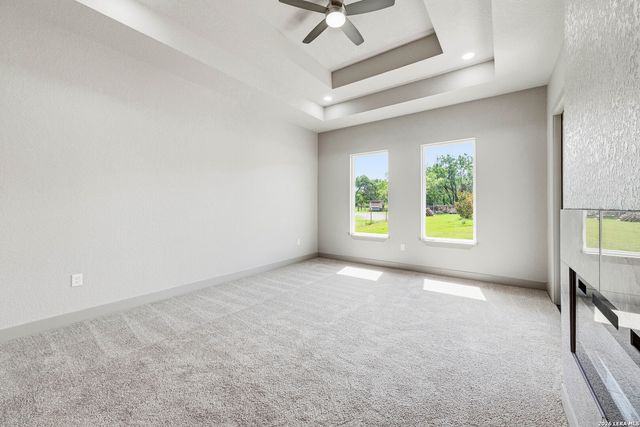 731 County Road 356, Adkins, TX 78101