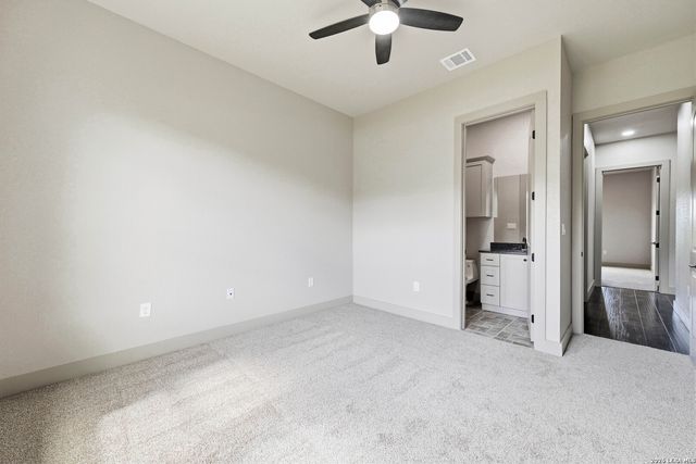 731 County Road 356, Adkins, TX 78101