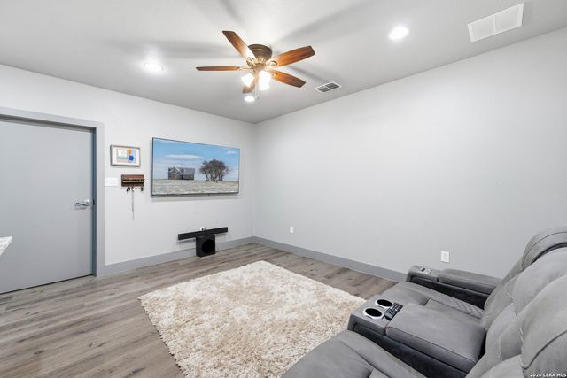 731 County Road 356, Adkins, TX 78101