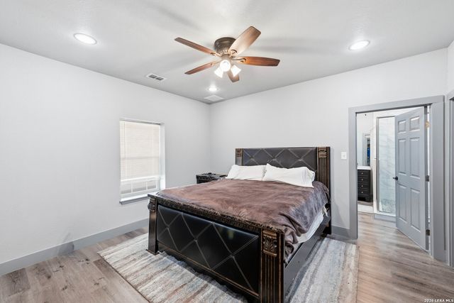 731 County Road 356, Adkins, TX 78101