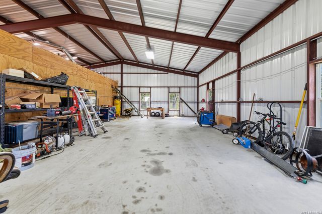 731 County Road 356, Adkins, TX 78101