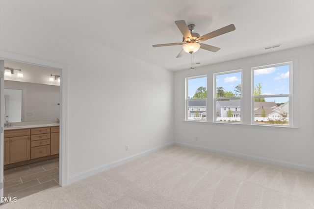 8905 Kennebec Crossing Drive 62, Angier, NC 27501